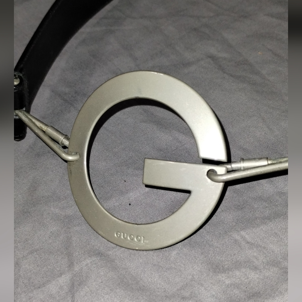 GUCCI BELT ~ BLACK LEATHER WITH SILVER "G" BUCKLE - Picture 4 of 16